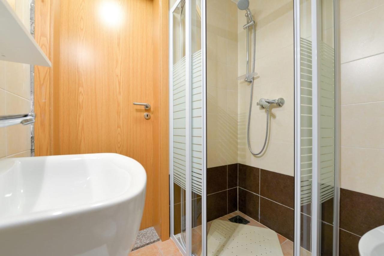 Apartmani Veronika Нін Екстер'єр фото