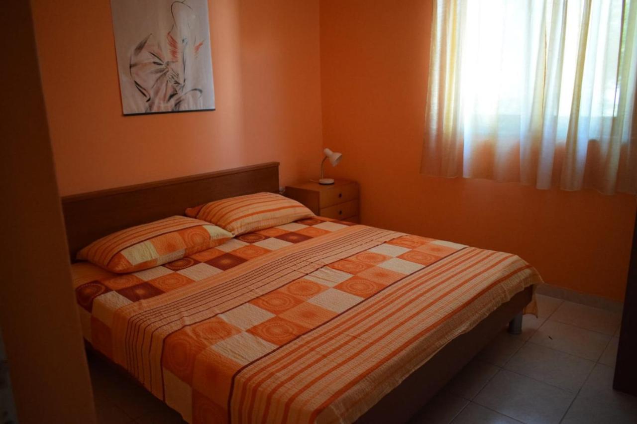 Apartmani Veronika Нін Екстер'єр фото