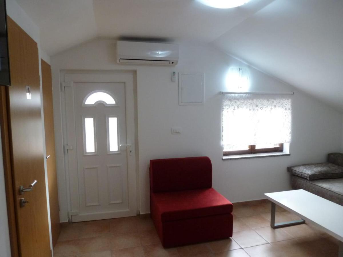 Apartmani Veronika Нін Екстер'єр фото