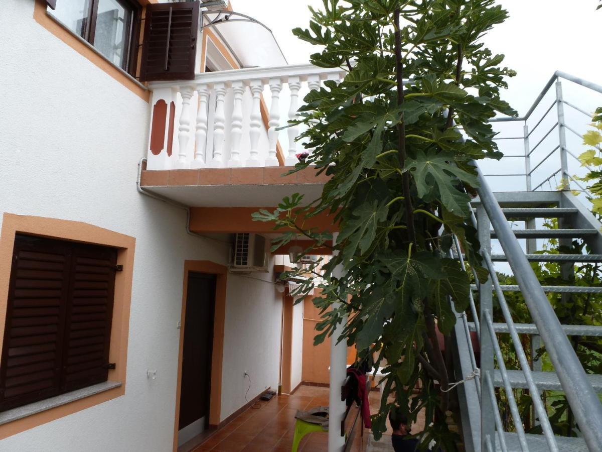 Apartmani Veronika Нін Екстер'єр фото